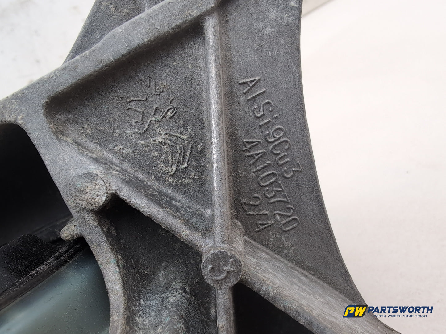 Engine Mounting RH 6