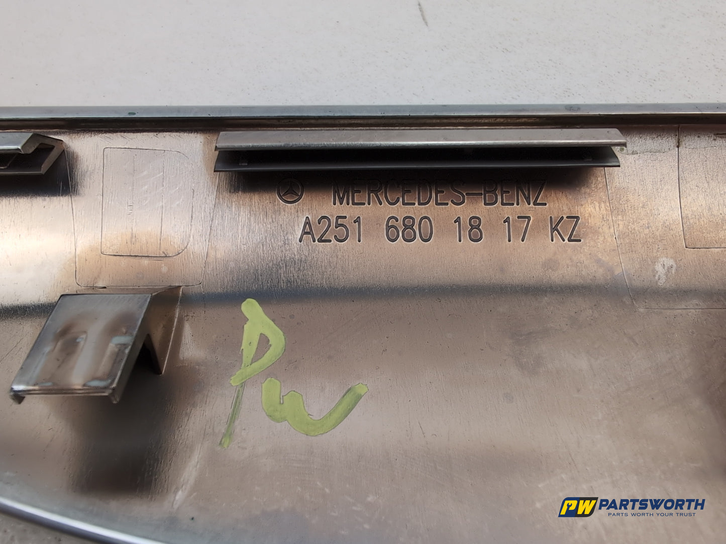 Centre Console Trim 6