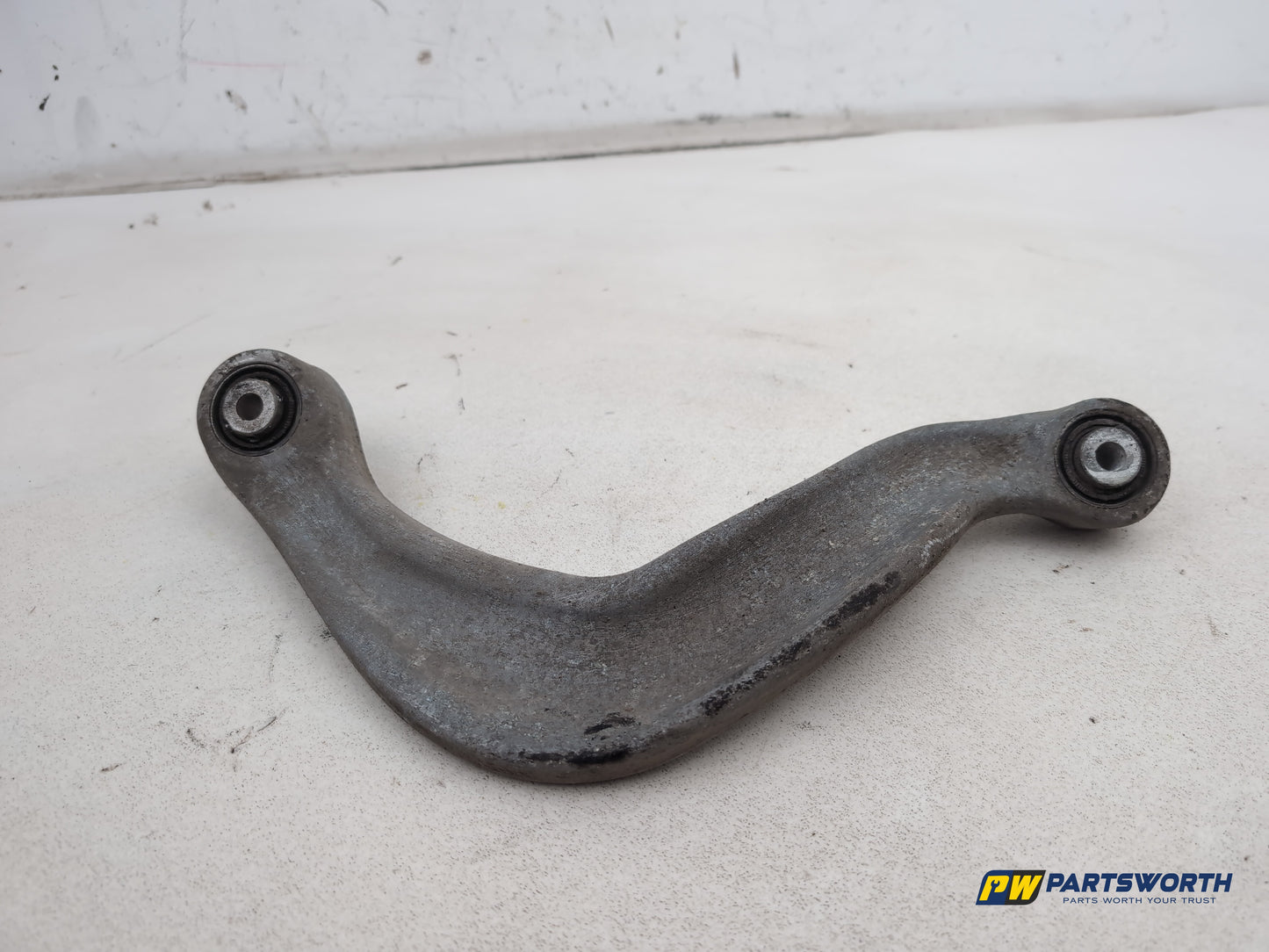 Suspension Arm Rear Wishbone RH 6