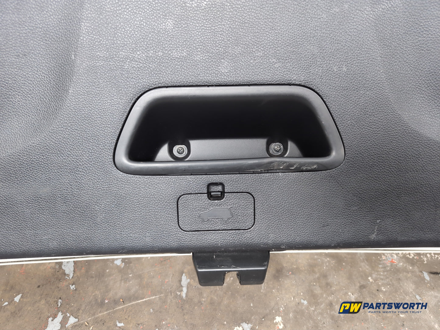 Boot Lid 11