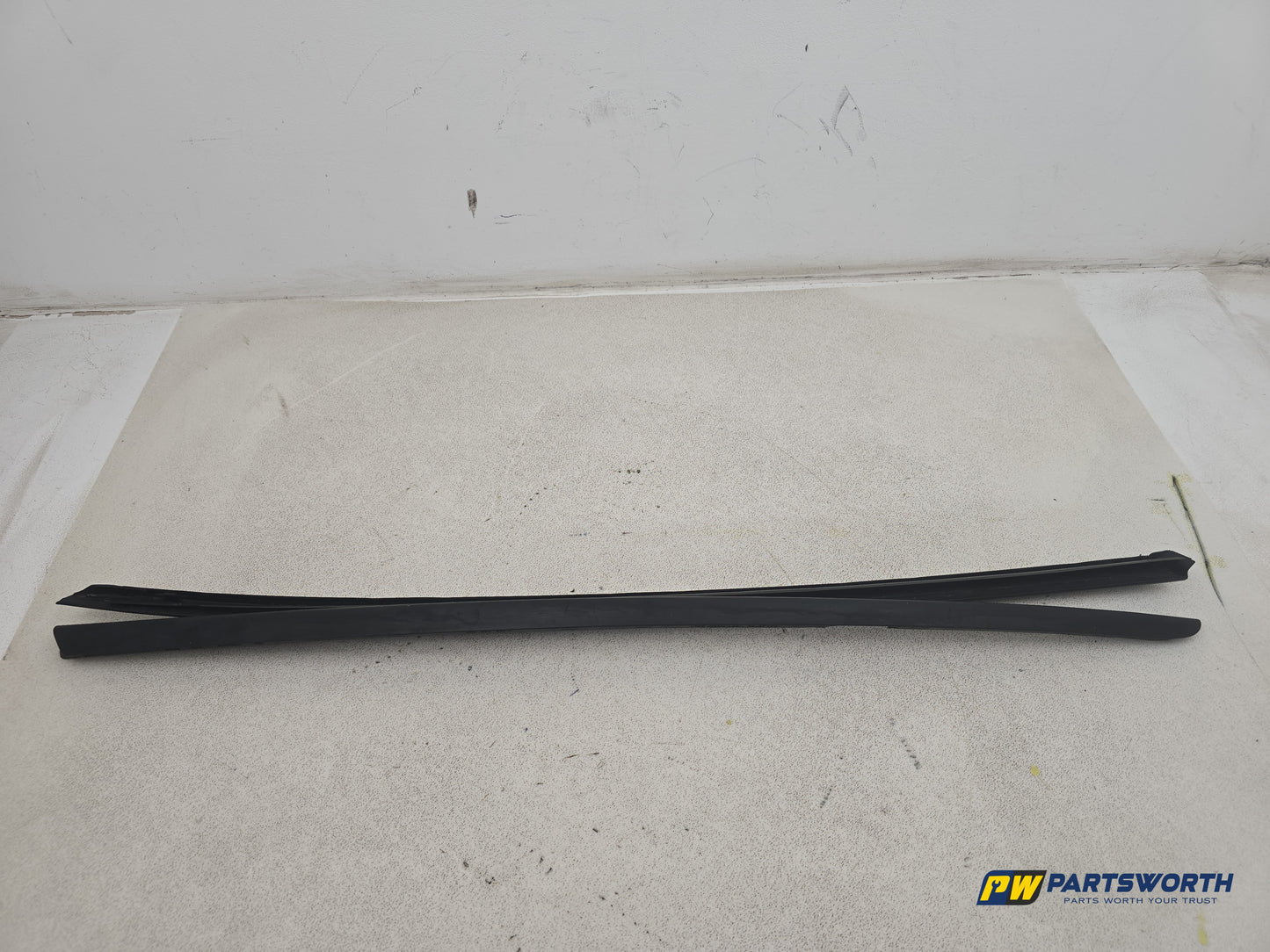 Audi A5 S Line Tdi Quattro Windscreen Trim Moulding Pair 8t0854328a 2007-2016 - photo 6