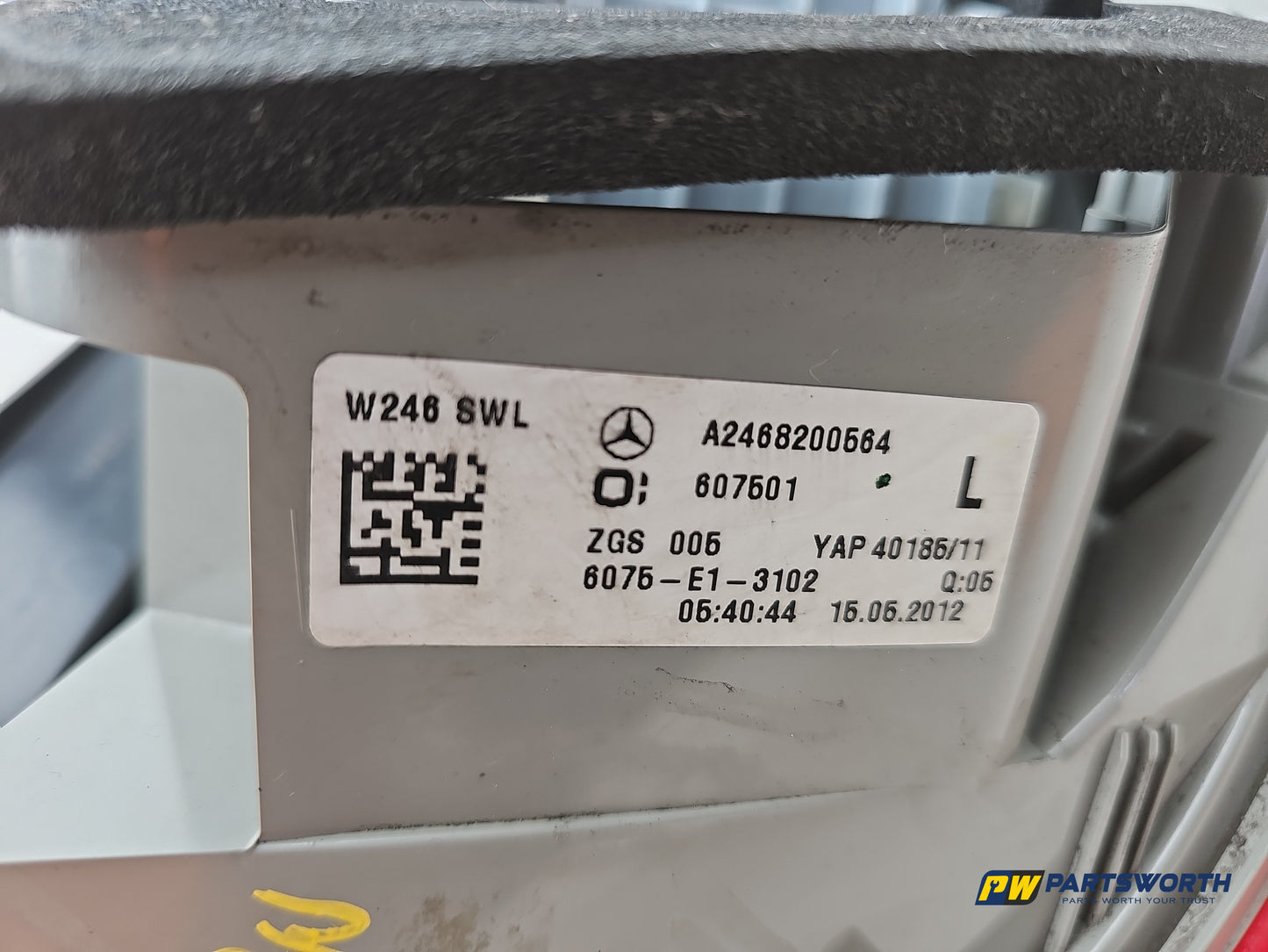 Mercedes-Benz B180 B-Class W246 Lamp Assembly Rear Lh Passenger A2468200564 - photo 6