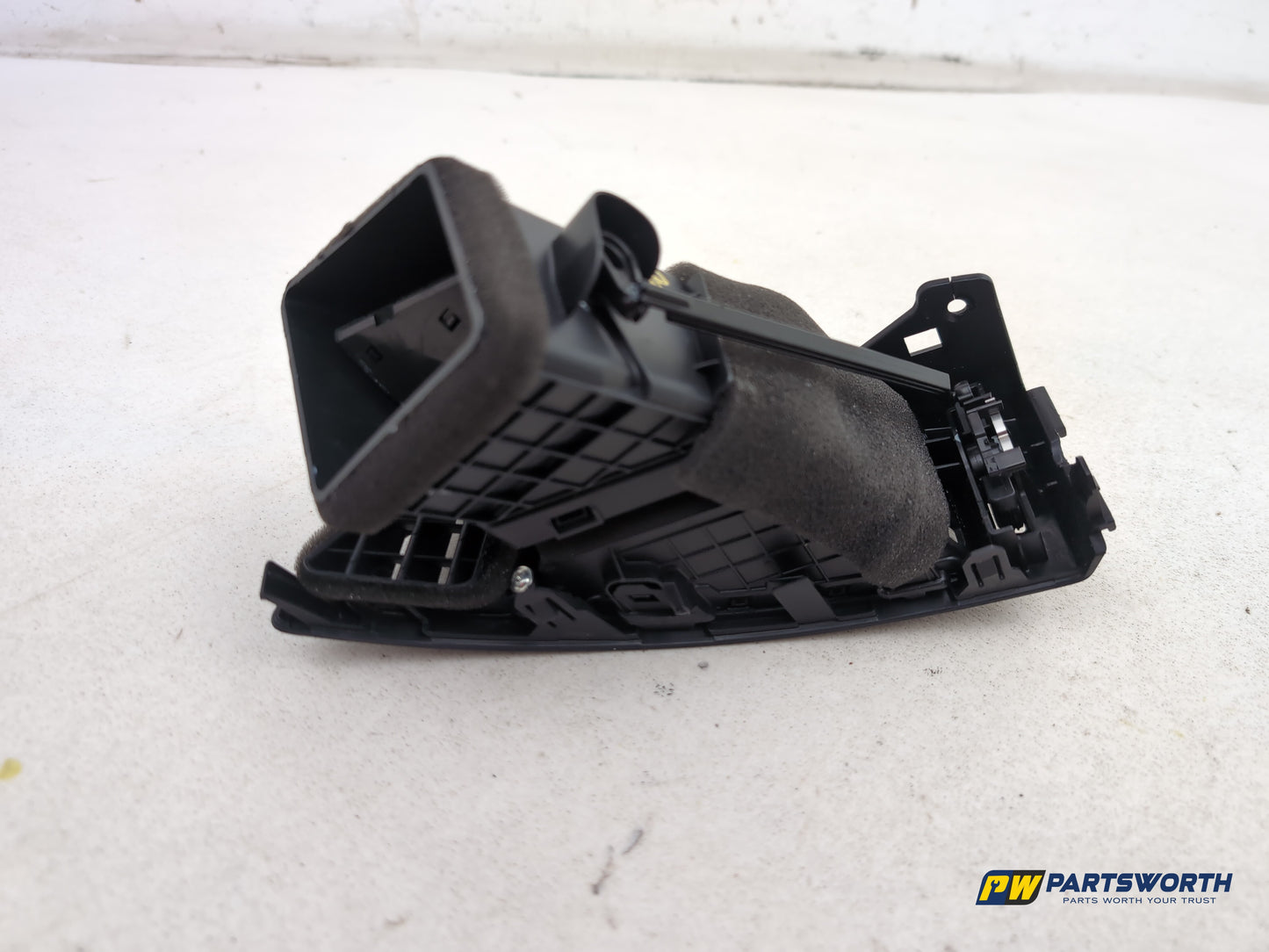 Hyundai I40 Style Blue Drive Dashboard Trim With Air Vent Left Side 2011-2019 - photo 6