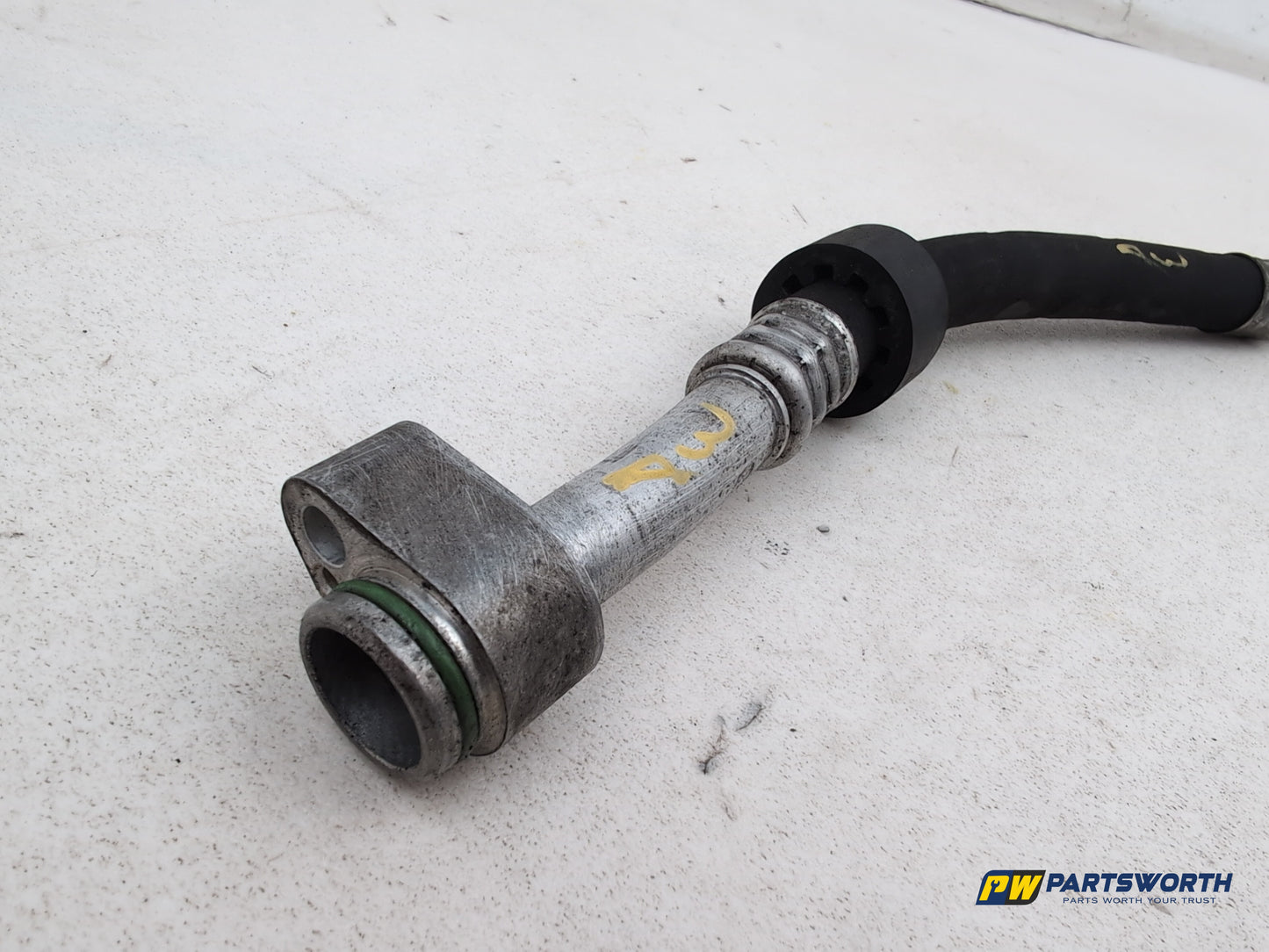 Mercedes R320 R-Class W251 Air Conditioning Pipe A2518300715 2006-2013 - photo 6