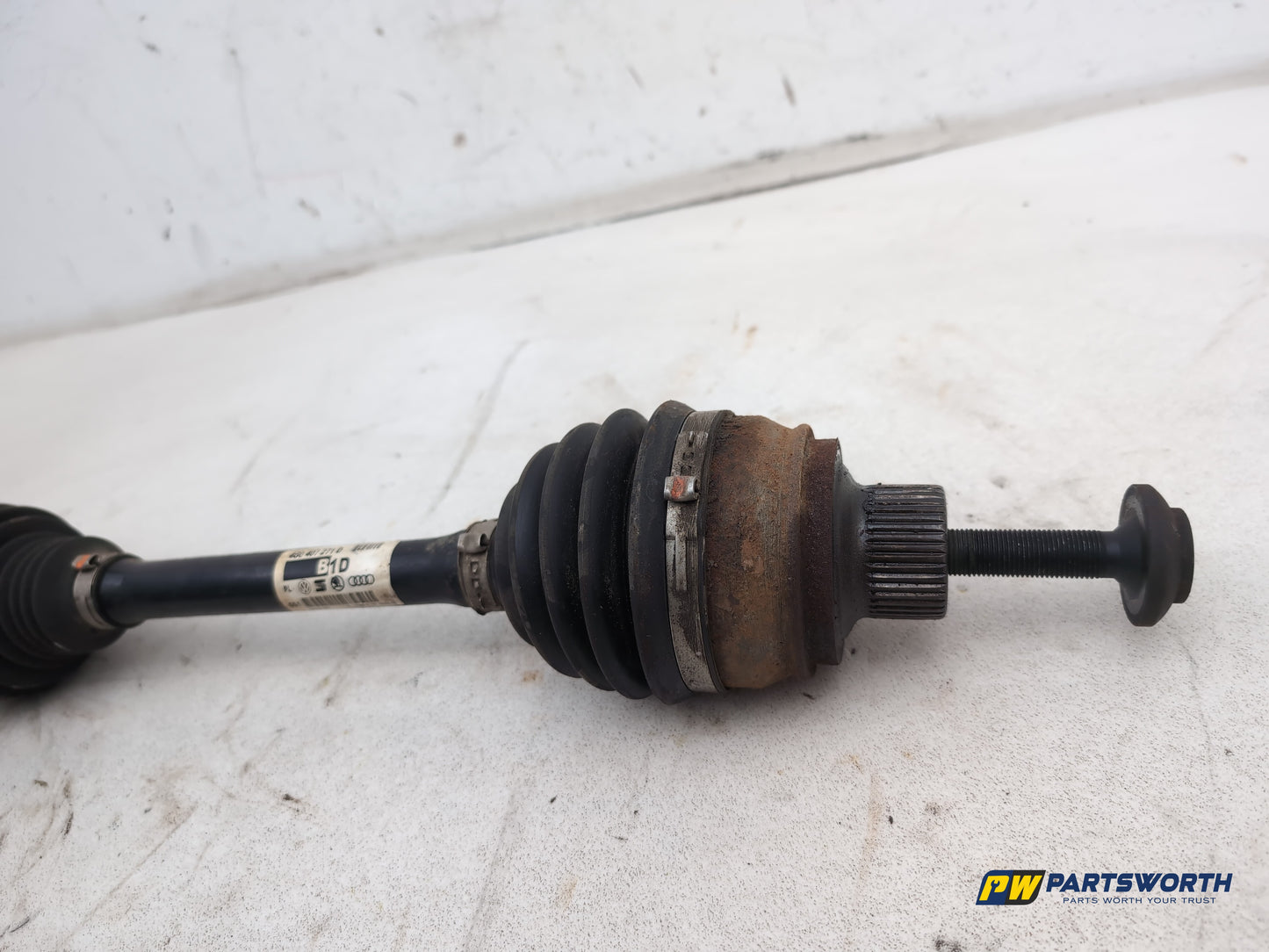 Driveshaft Front LH 6