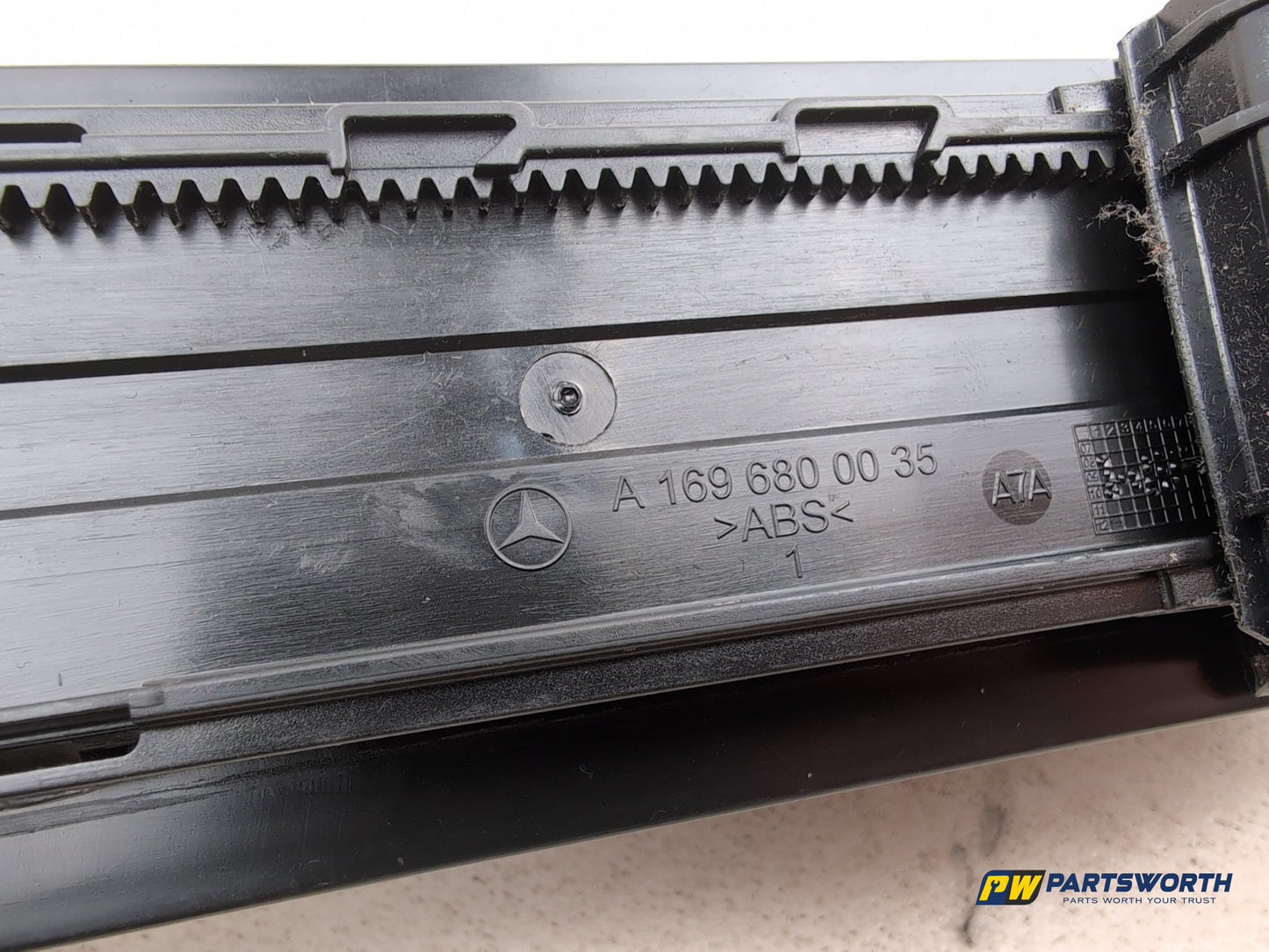 Centre Console Storage Tray 6