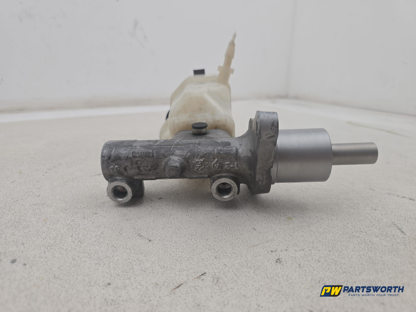 Brake Master Cylinder Assembly 6