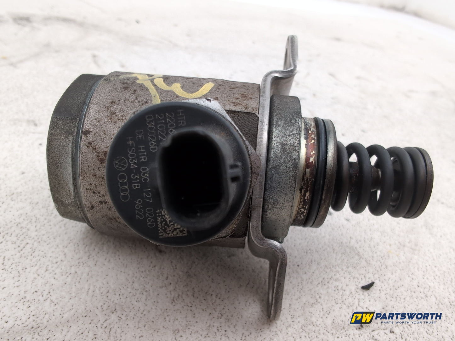 High pressure fuel pump 6
