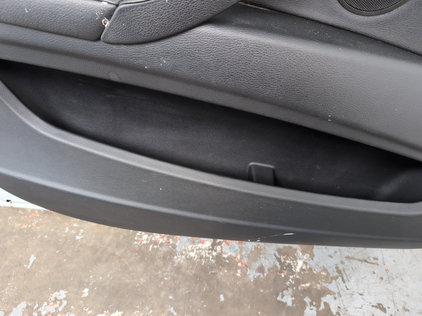 Door Front LH 18