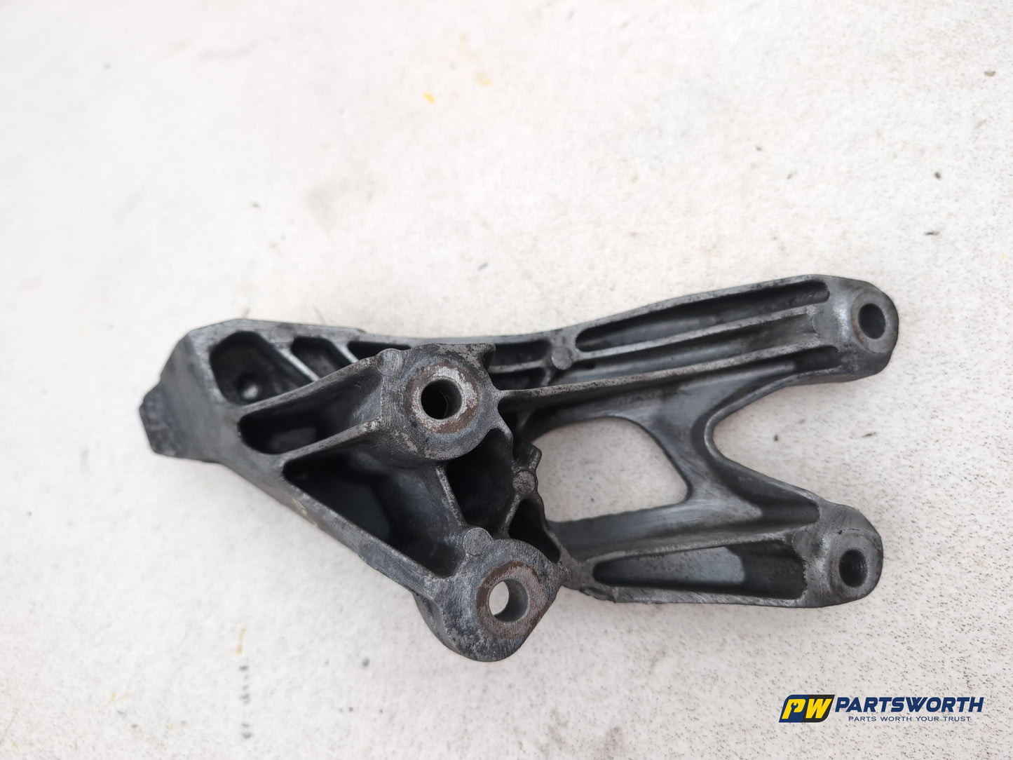 Engine Mounting Bracket 6