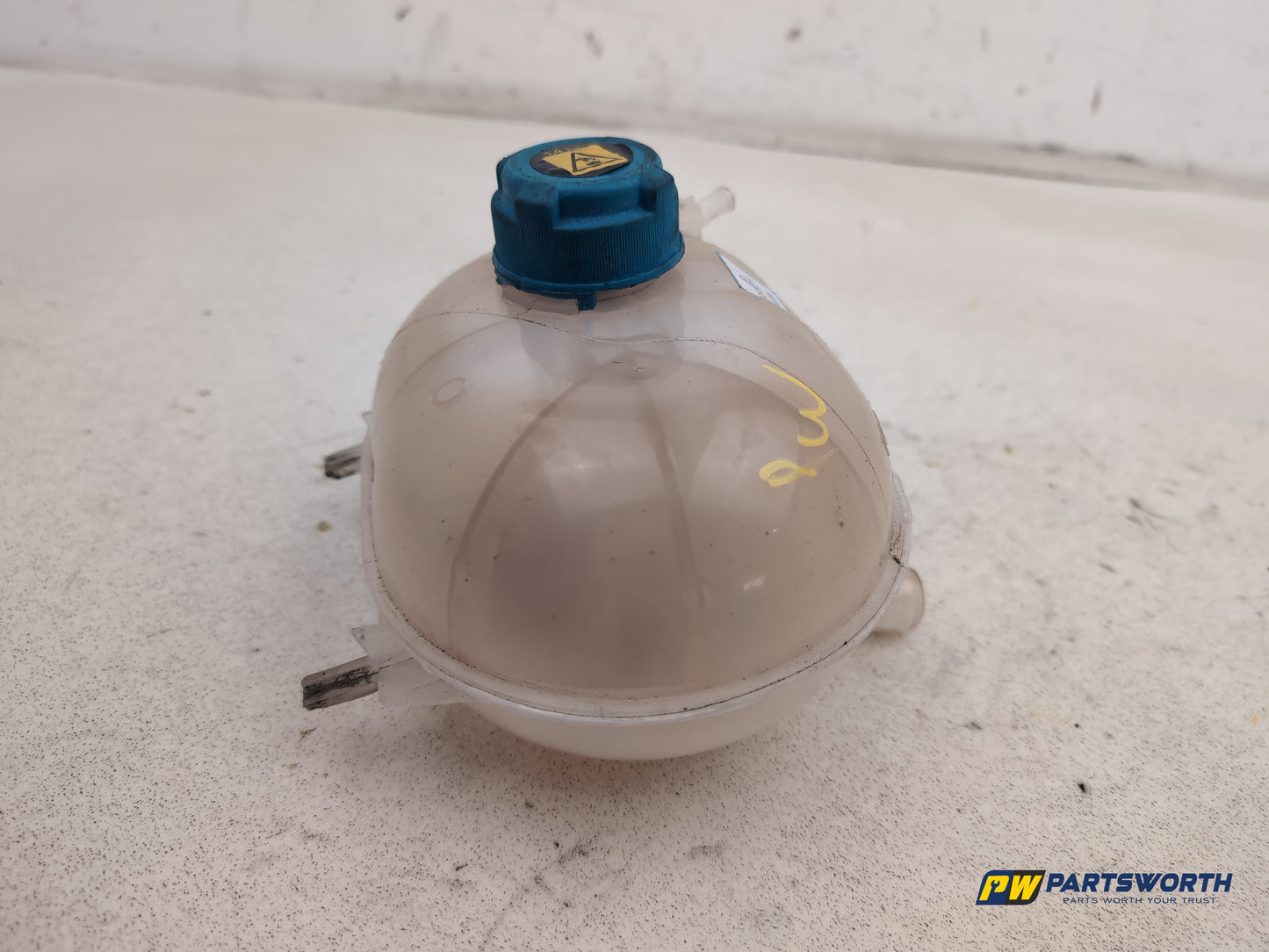 Radiator Expansion Tank 6