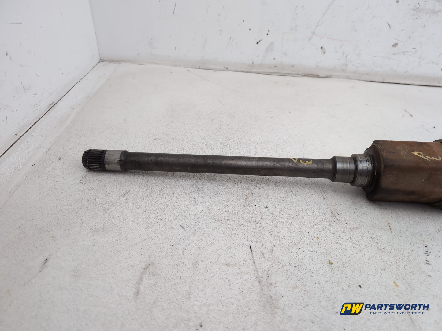 Driveshaft Front RH 6