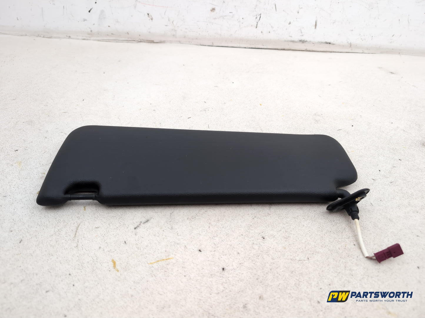 Sun Visor RH 6