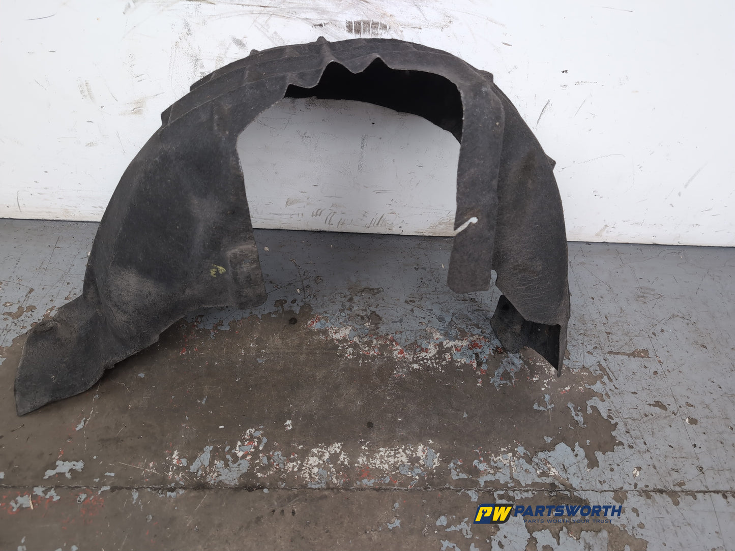 Moulding Wheel Arch Rear LH 6