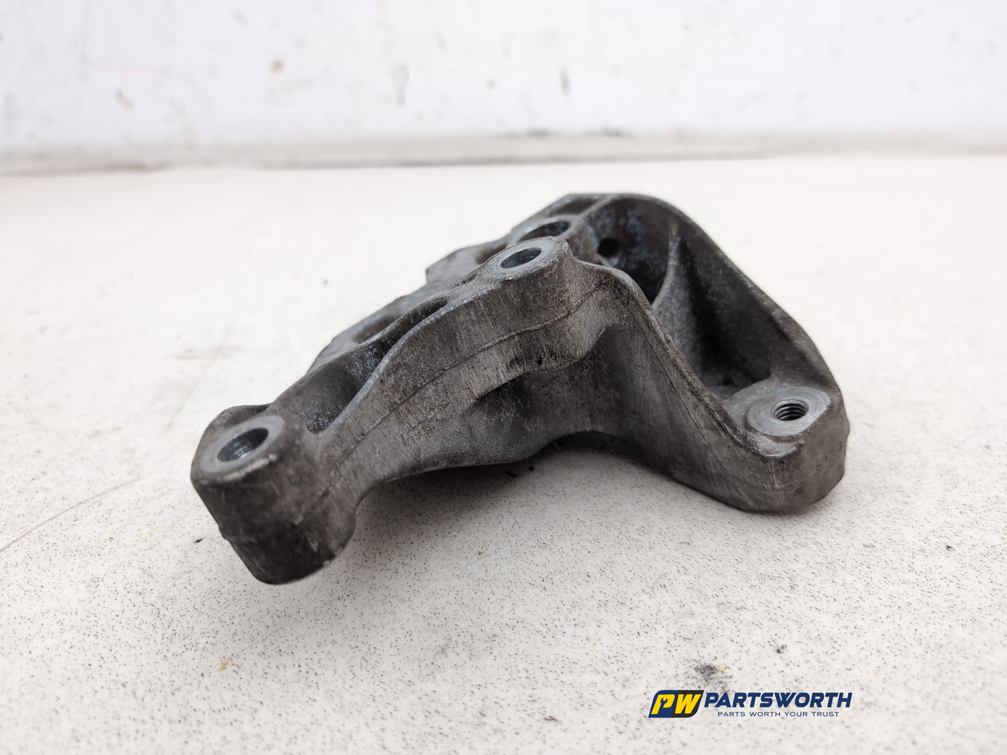 Transmission Mounting Bracket 6