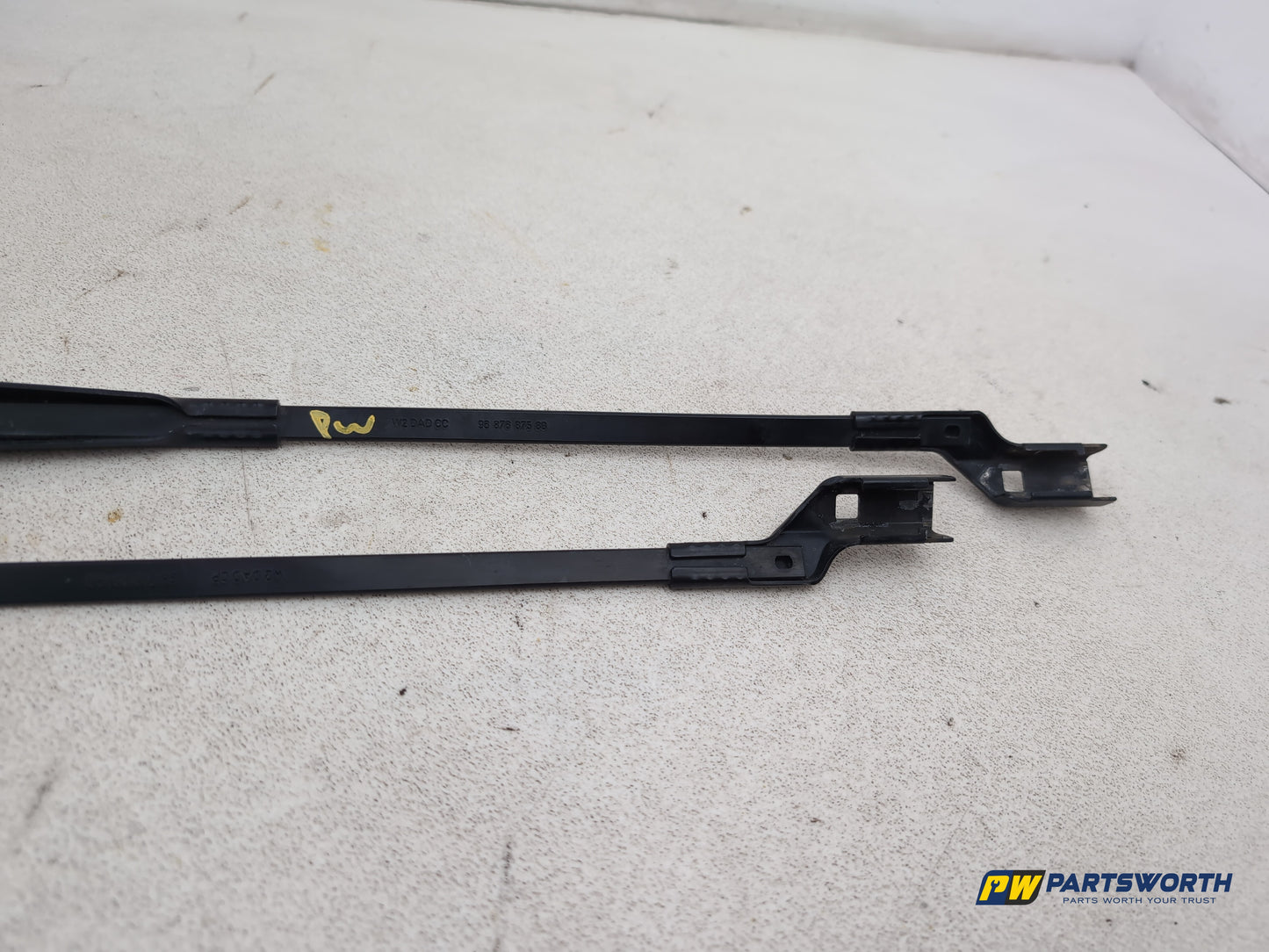 Wiper Front Arm 7