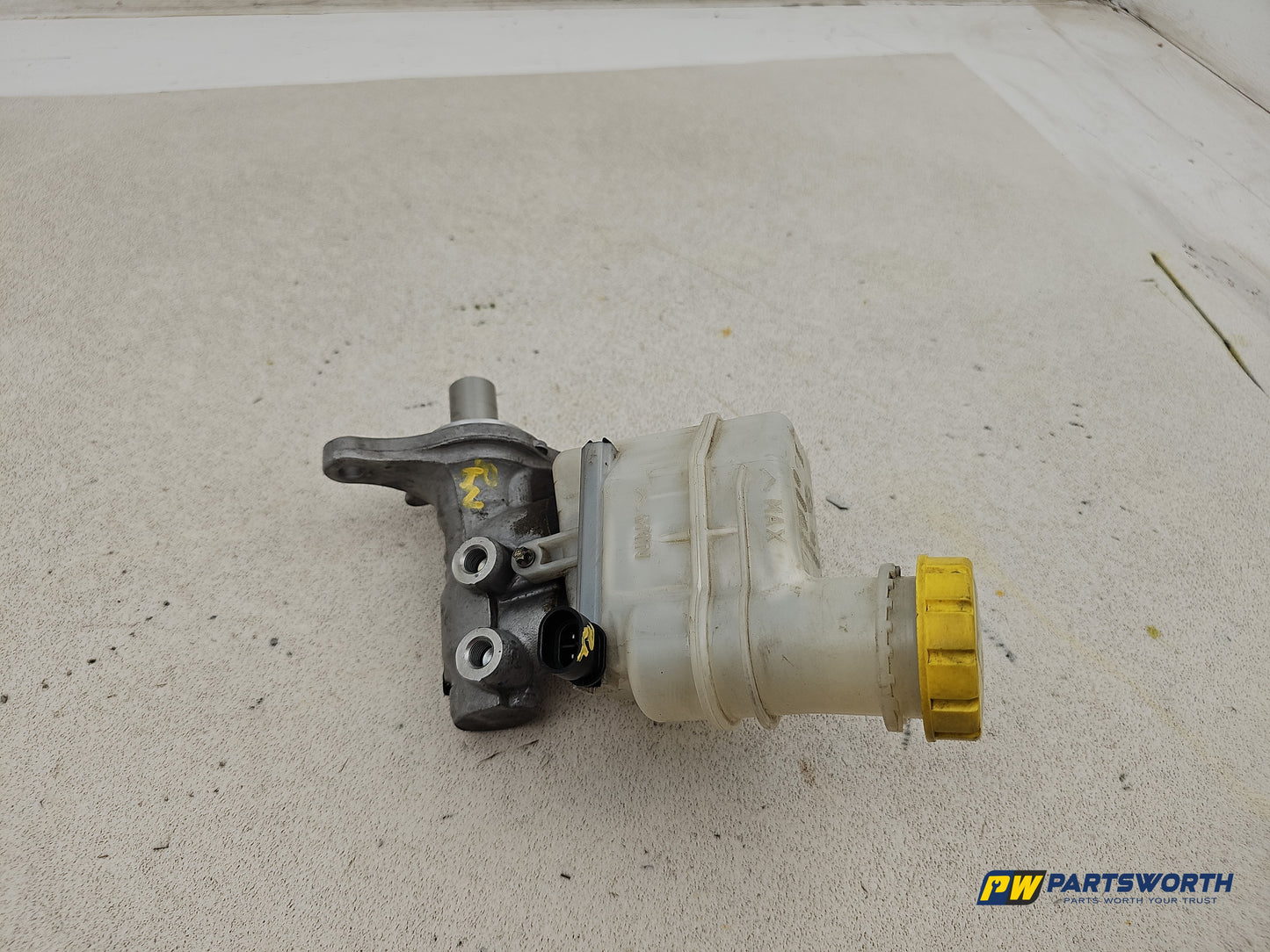 Brake Master Cylinder Assembly 7