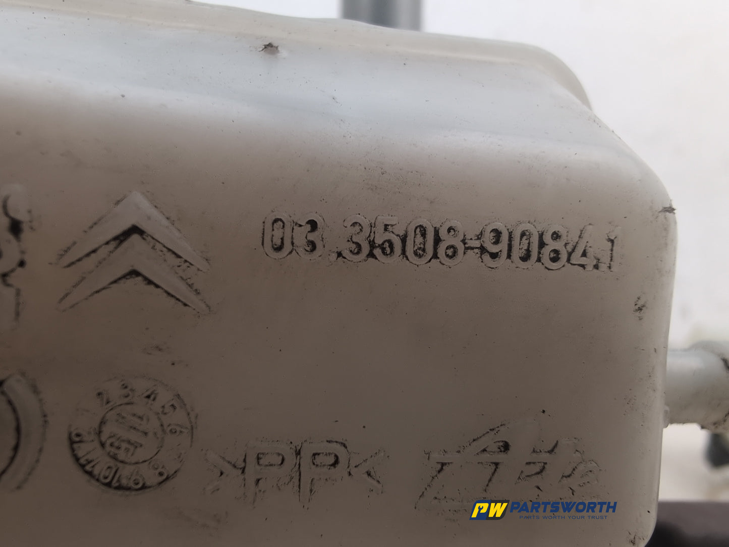 Brake Master Cylinder Assembly 7
