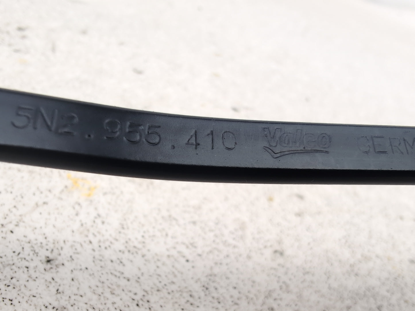 Wiper Front Arm 7