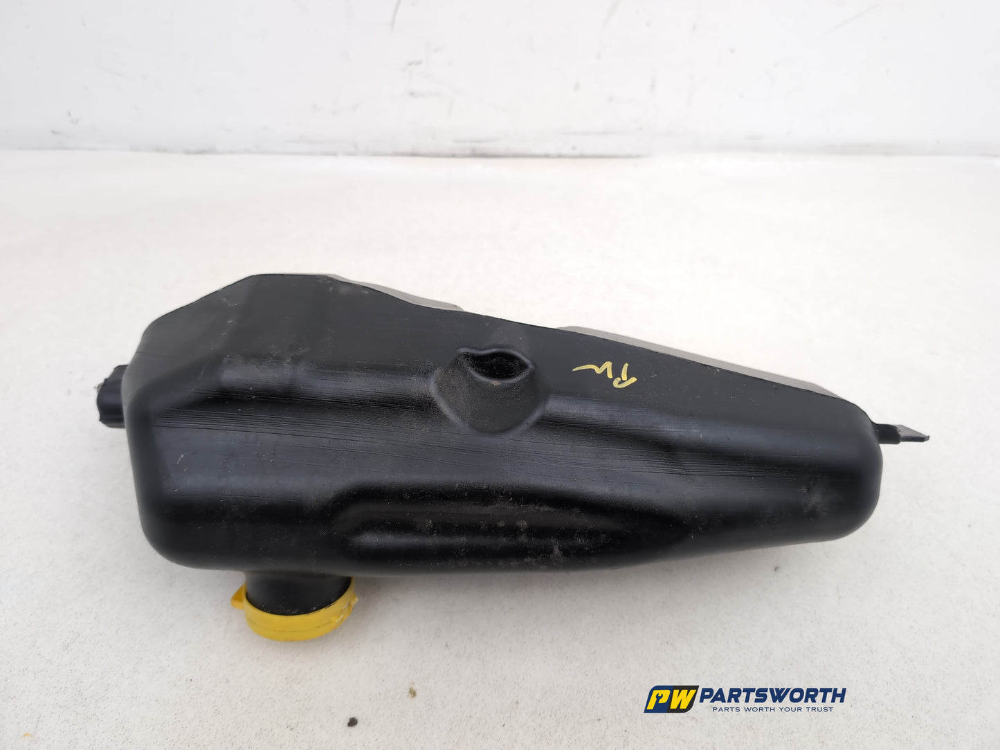 Washer Bottle Windscreen 14