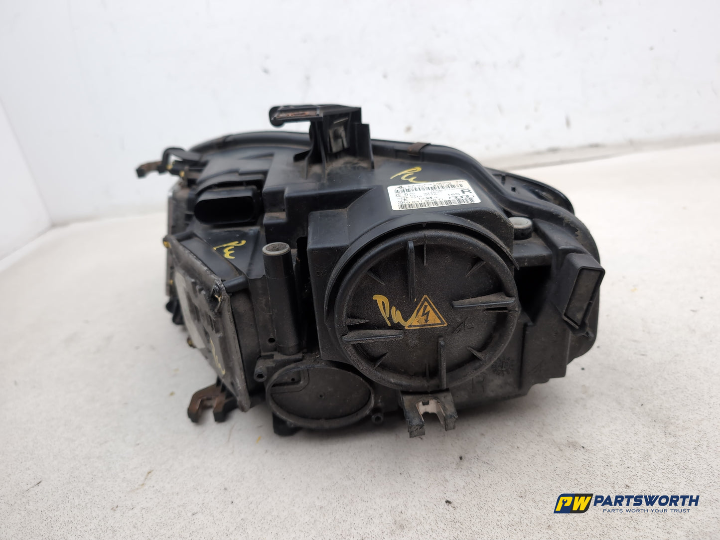 Headlamp RH 8