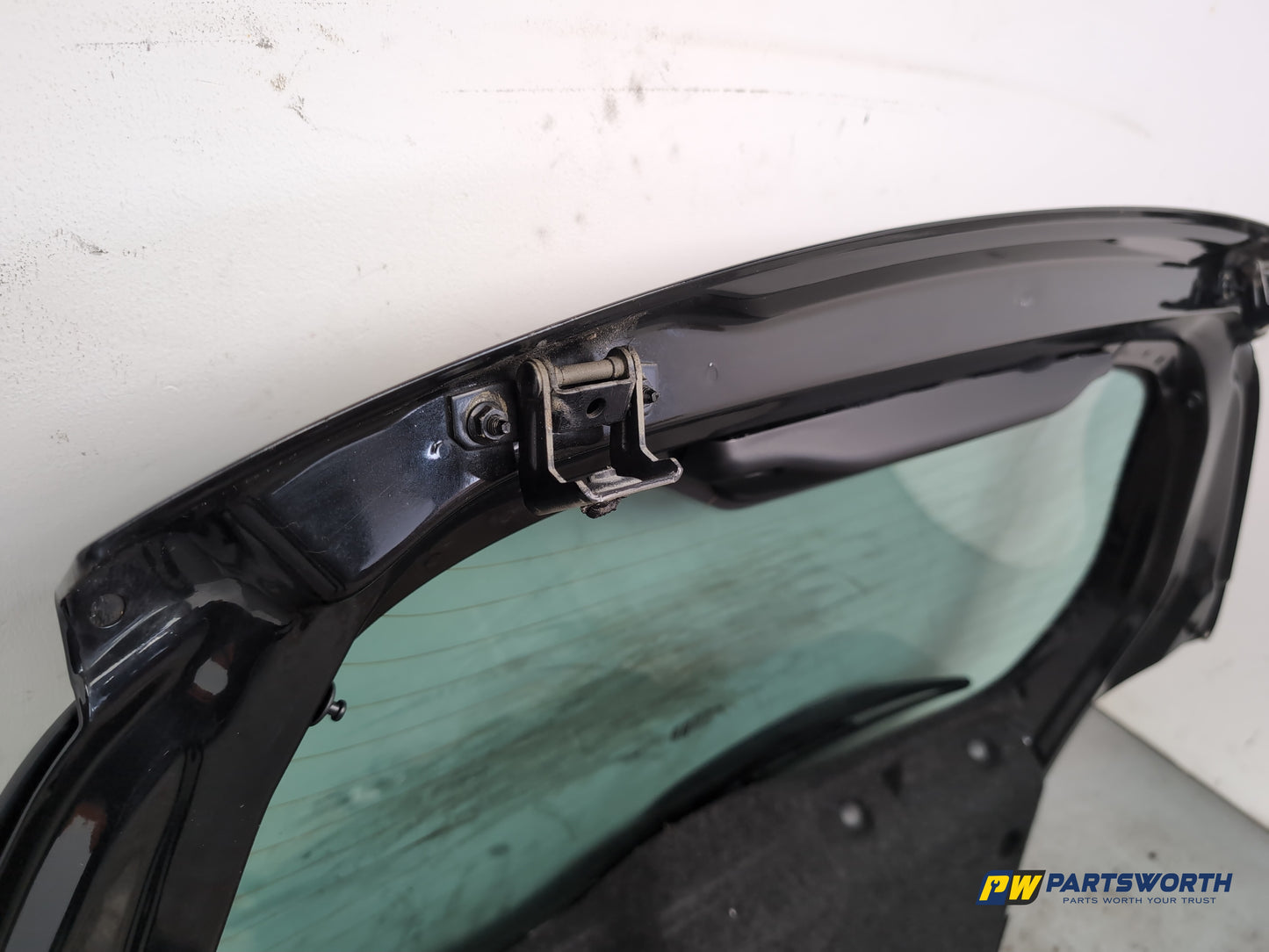 Boot Lid 8