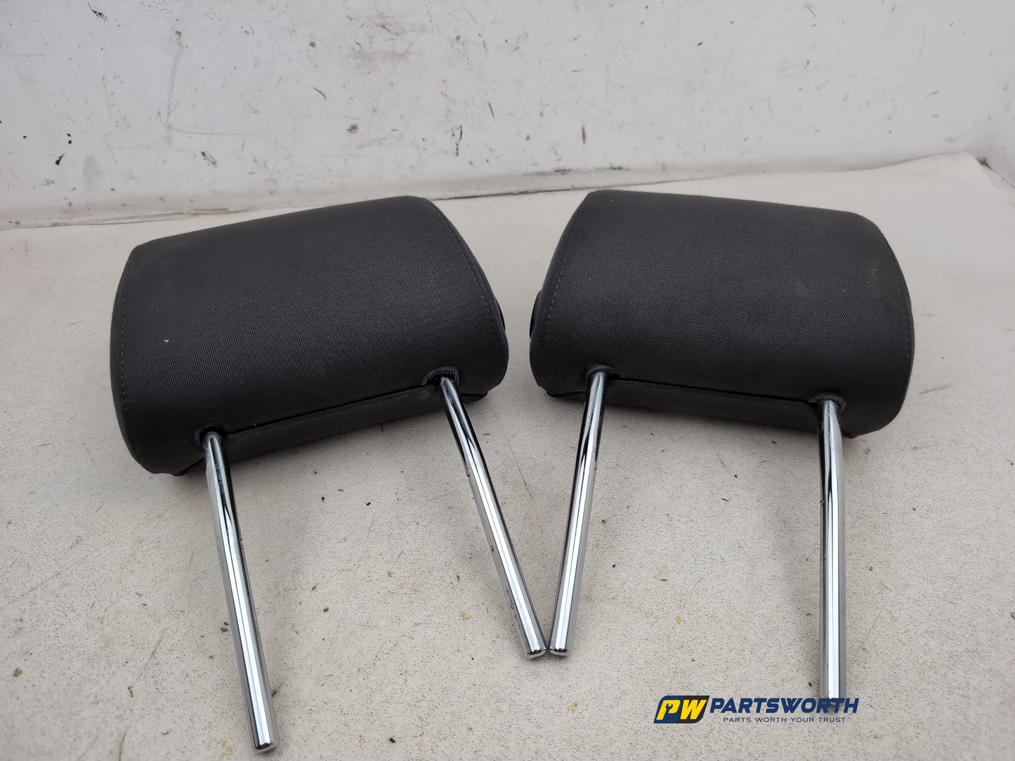 Headrest Front Pair 8