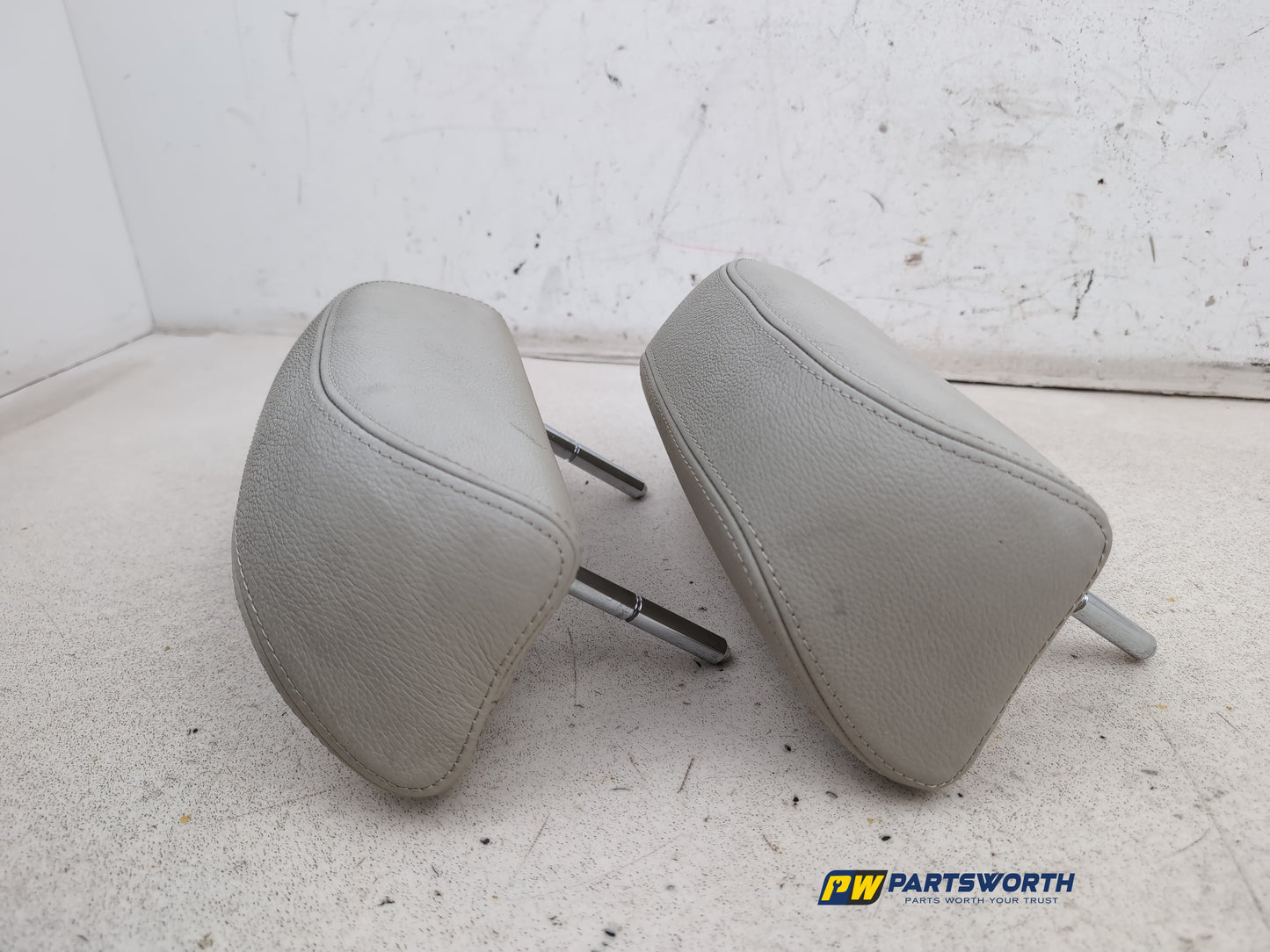 Rear Headrest 8