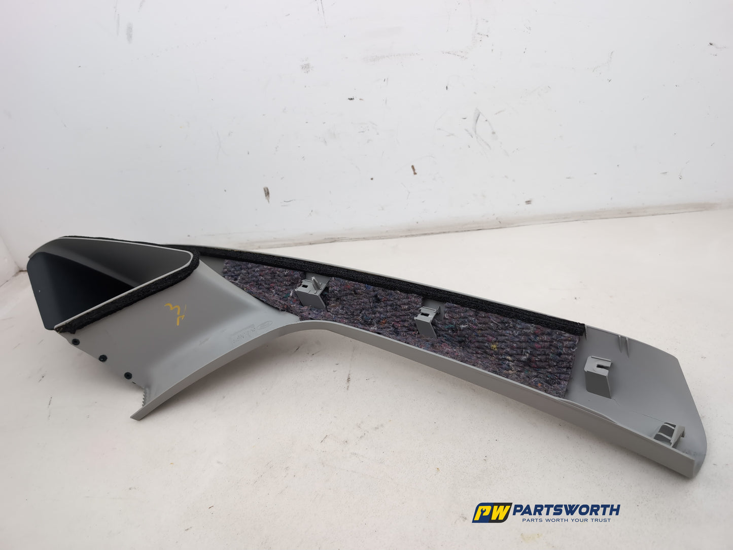 LH A Pillar Trim 8