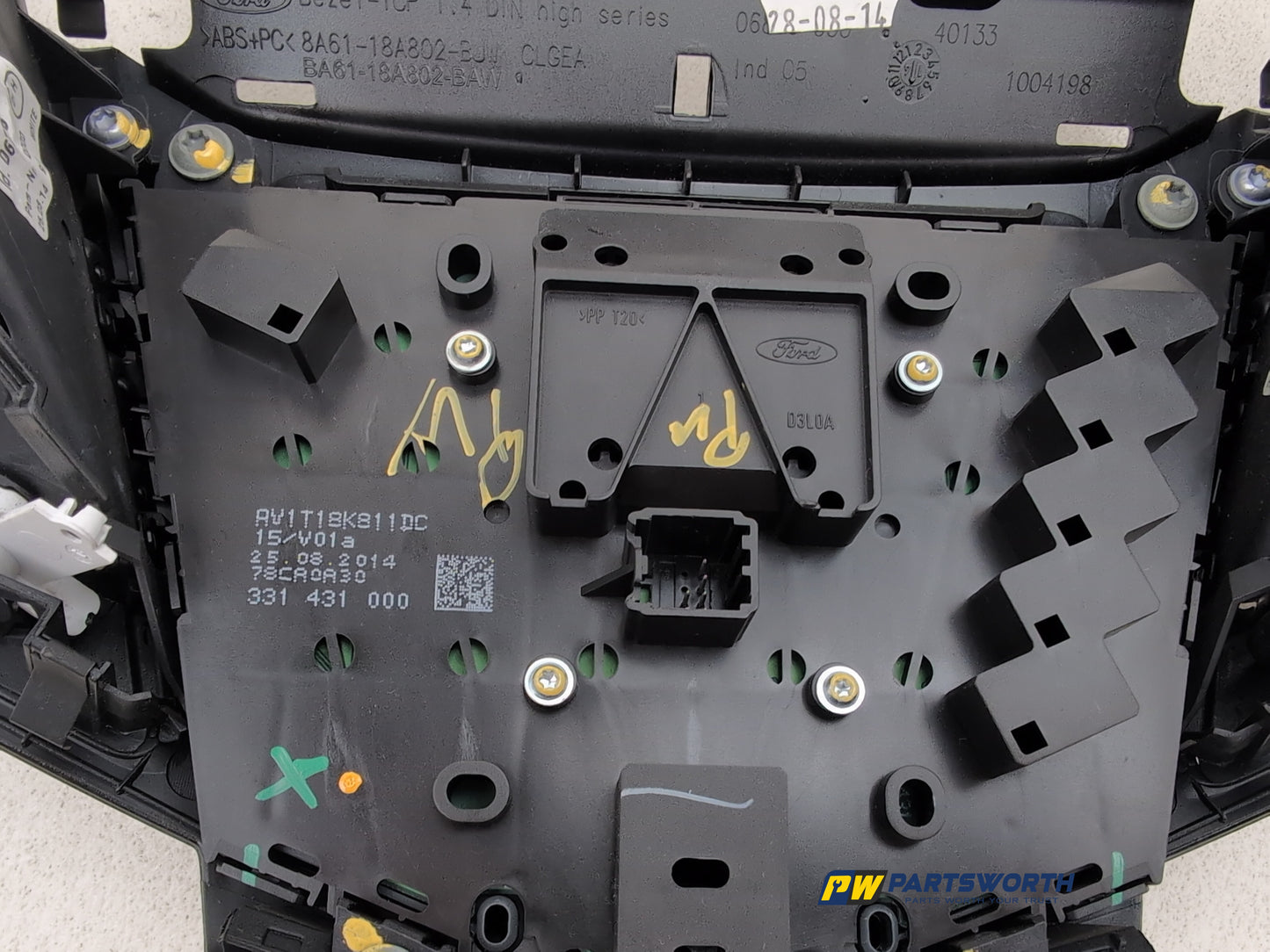 Multimedia Control Switch 16
