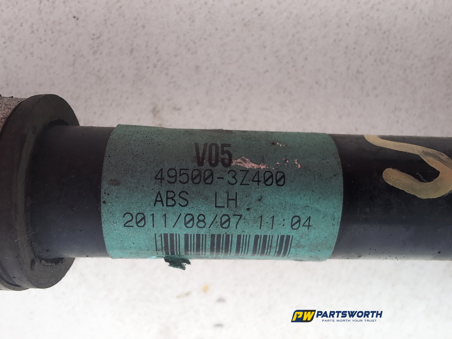 Driveshaft Front LH 16