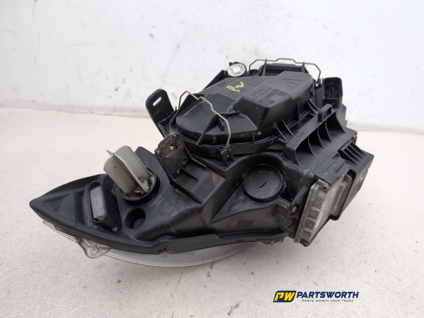 Headlamp LH 9