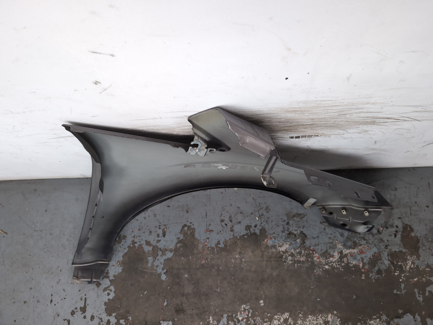 Wing Front LH 9