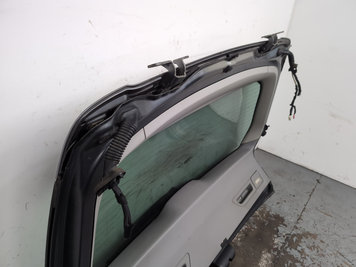 Boot Lid 10