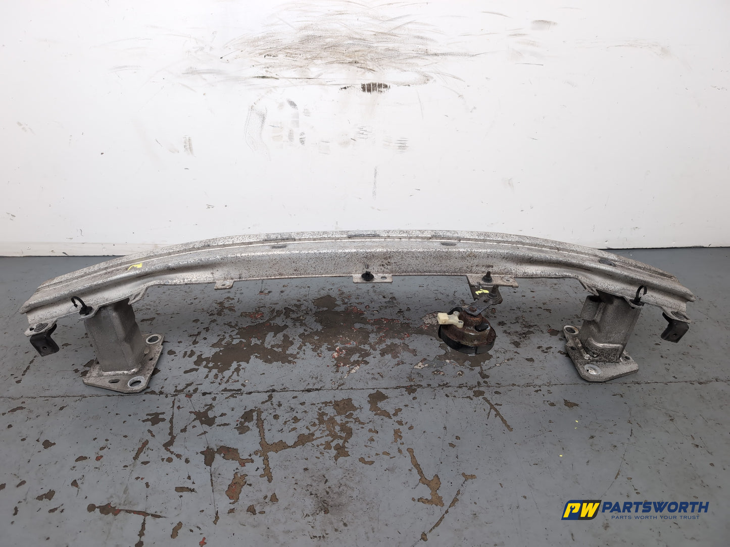Renault Megane Expression Vvt 110 Bumper Front Reinforcement 2008-2015 - photo 6
