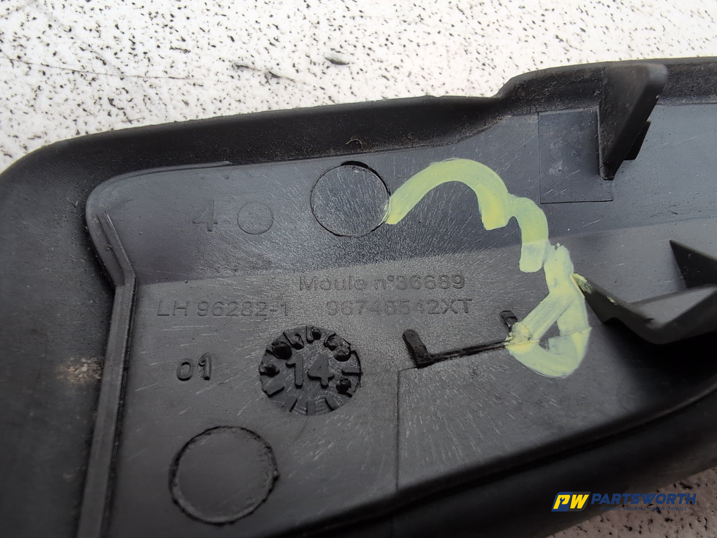 Peugeot 208 Active Windshield Pillar Decorative Panel 96748542xt 2012-2019 - photo 5