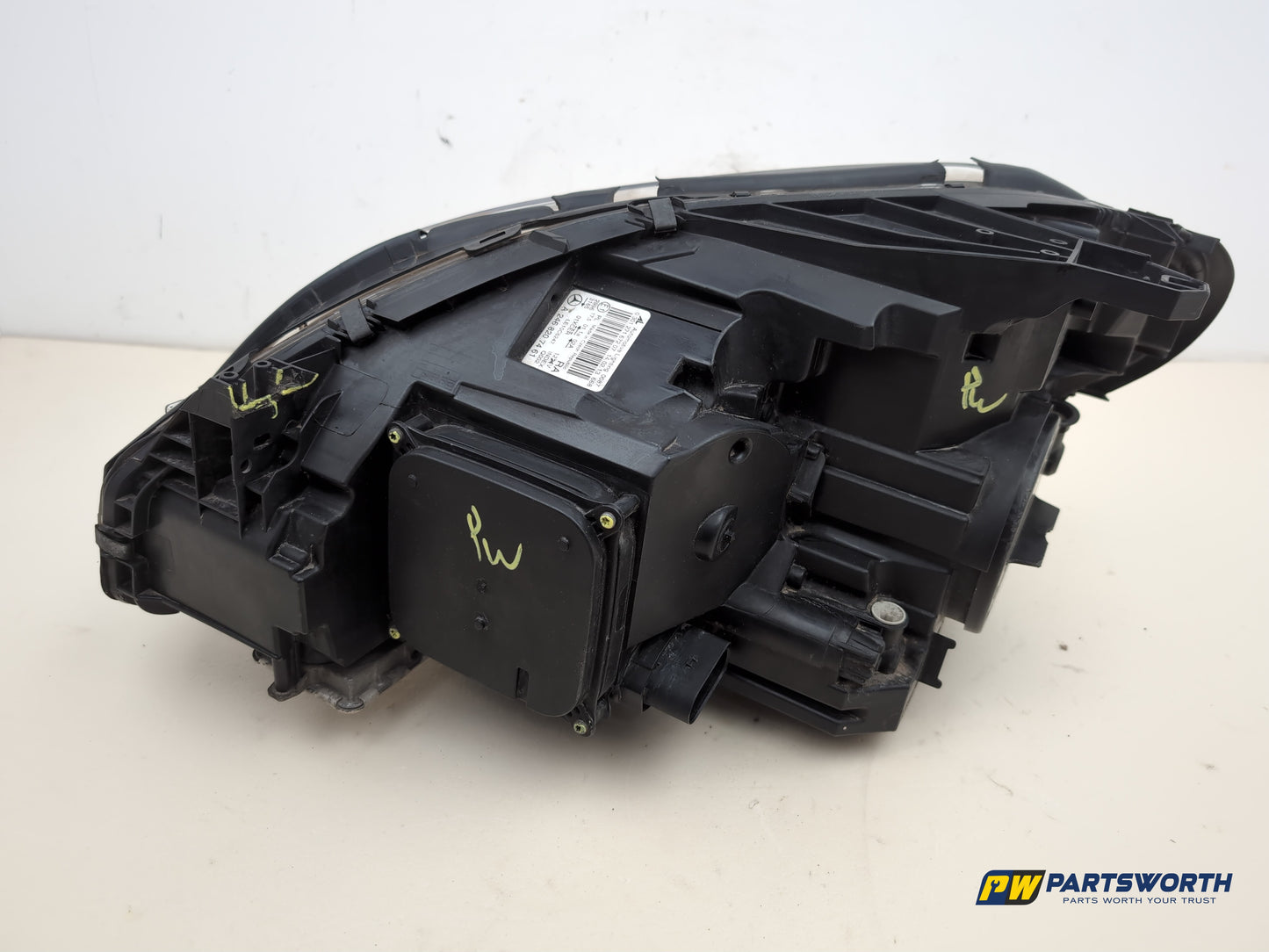 Headlamp RH 11
