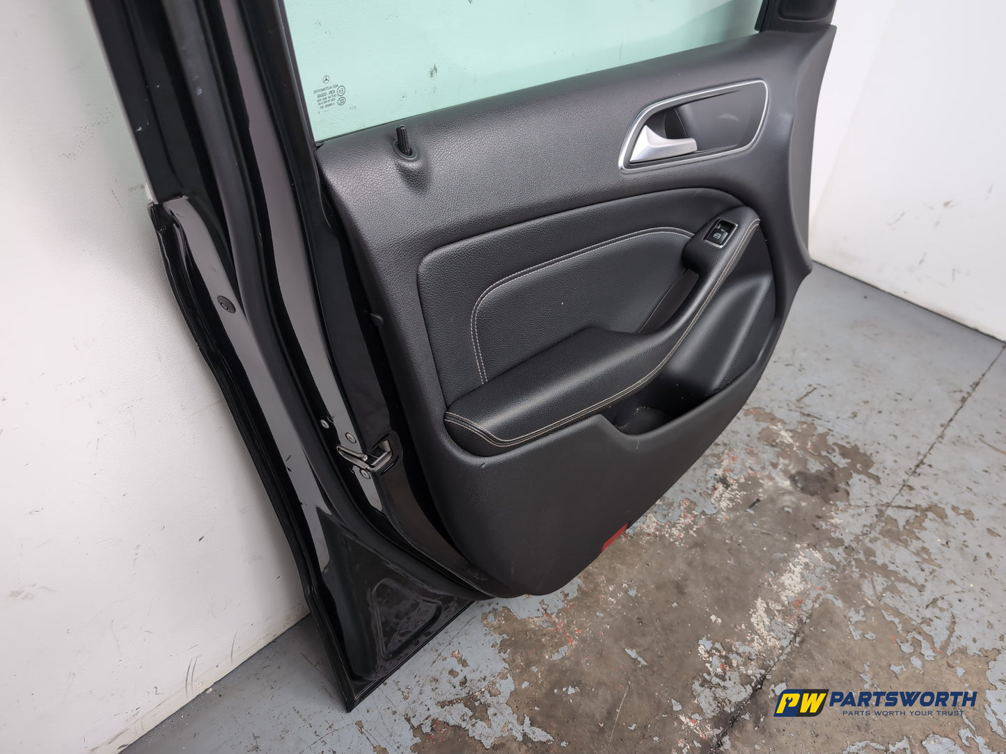 Door Front RH 17