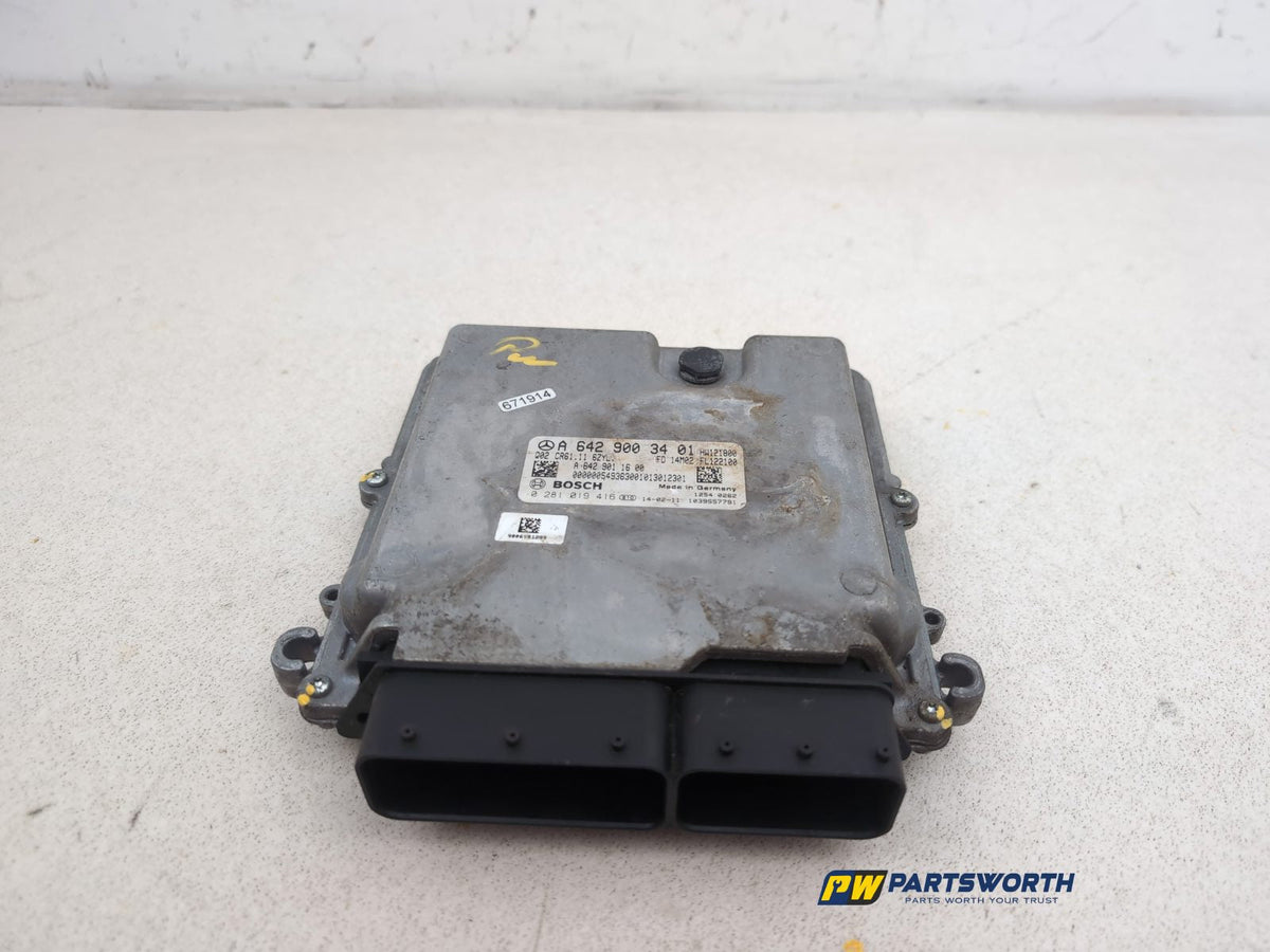 Used Mercedes ECUs & Modules - Mercedes E-Class W212 engine control module, genuine used part from Partsworth Doncaster