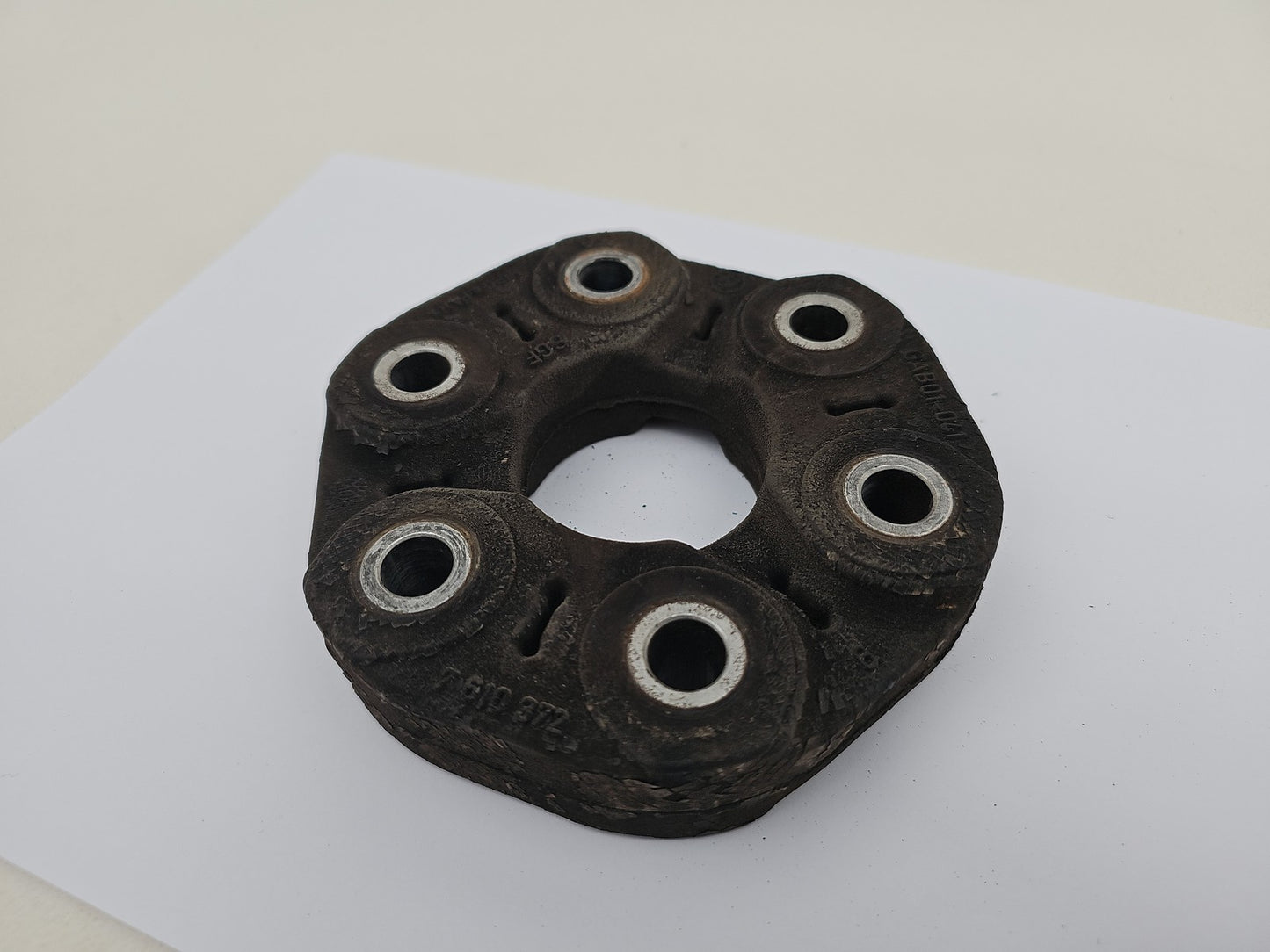 BMW F SERIES GENUINE REAR PROPSHAFT UNIVERSAL JOINT RUBBER 7610372