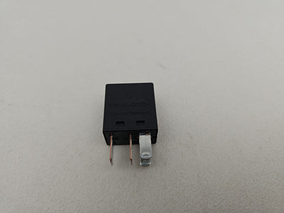 LAND ROVER JAGUAR 4-PIN RELAY DH22-14B192-AA V23074-A1801-X106 GENUINE OEM