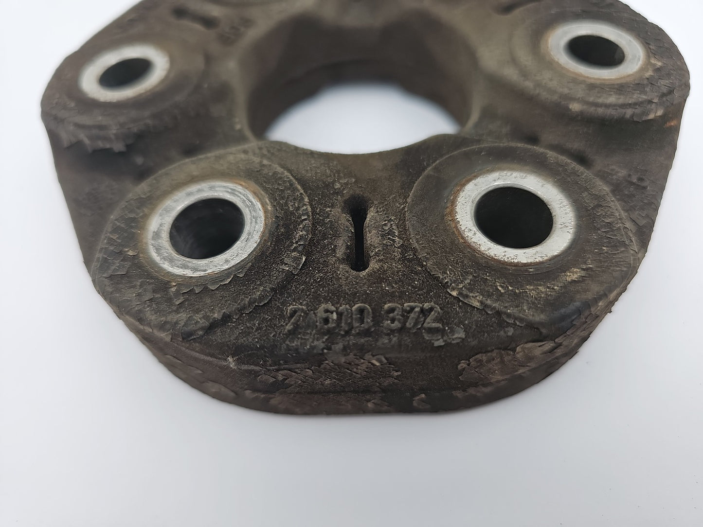 BMW F SERIES GENUINE REAR PROPSHAFT UNIVERSAL JOINT RUBBER 7610372