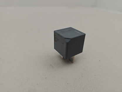 DH22-14B192-EA Land Rover Jaguar 4-Blade Grey Relay 70A 12V Tyco V23136-J4-X89
