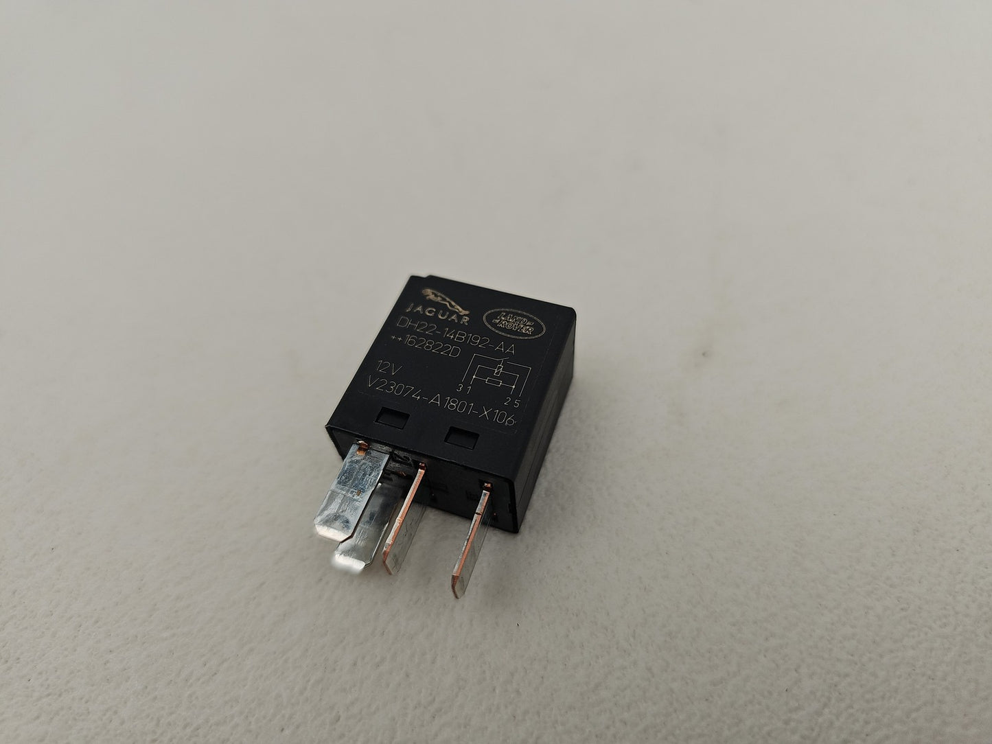 LAND ROVER JAGUAR 4-PIN RELAY DH22-14B192-AA V23074-A1801-X106 GENUINE OEM