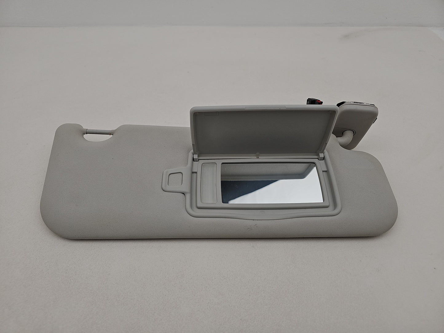 JAGUAR XE X760 F-PACE X761 15-24 SUN VISOR FRONT RIGHT DRIVER SIDE GX73-04100-AA
