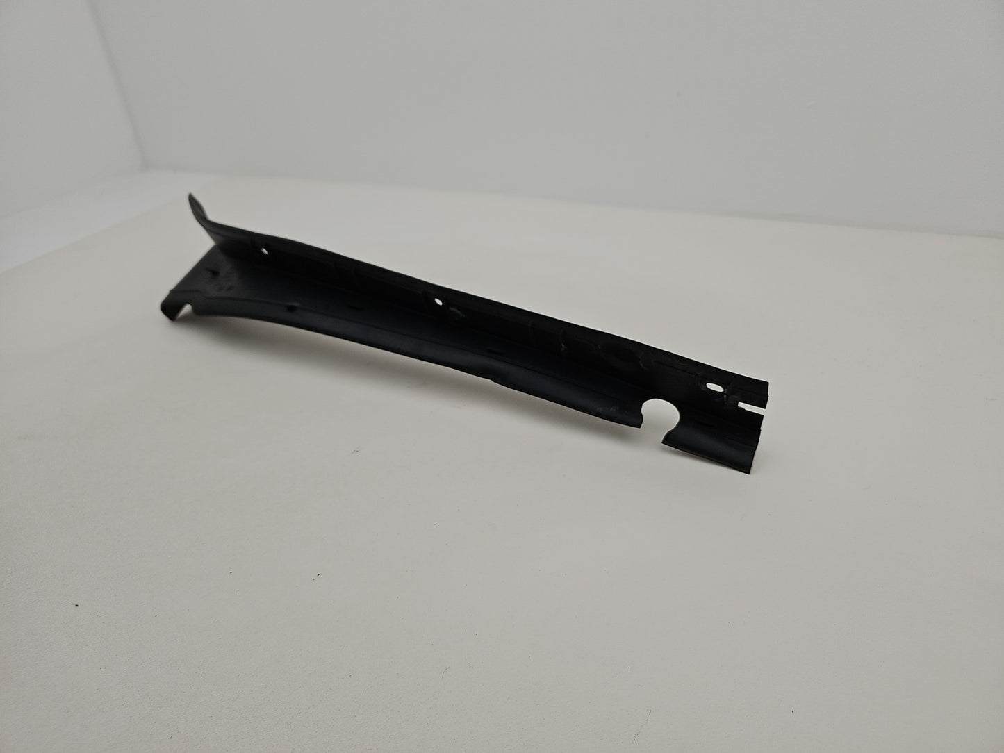 BMW F30 F31 Sealing Side Panel Cover Right O/S 7264274 51767264274 51767264274