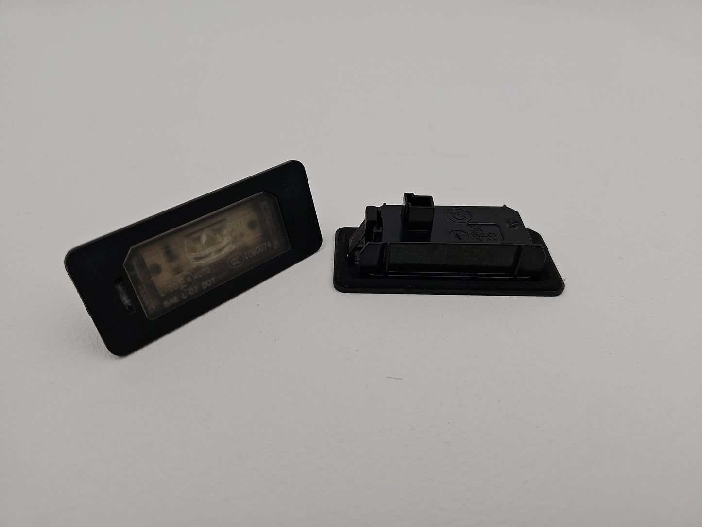 2014 BMW 320I LUXURY AUTO Number Plate Lamp or Lamps