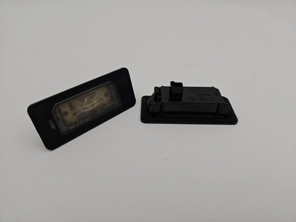 2014 BMW 320I LUXURY AUTO Number Plate Lamp or Lamps