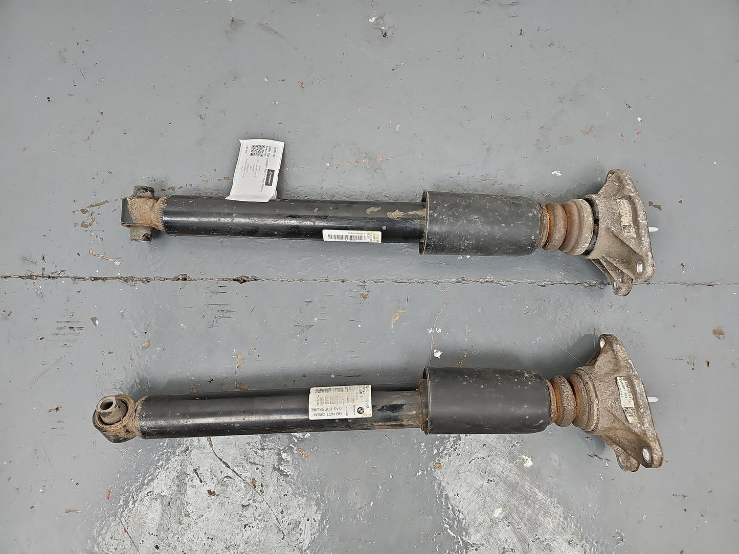 BMW 3 SERIES F30 PAIR OF REAR SHOCK ABSORBERS LEFT & RIGHT Saloon