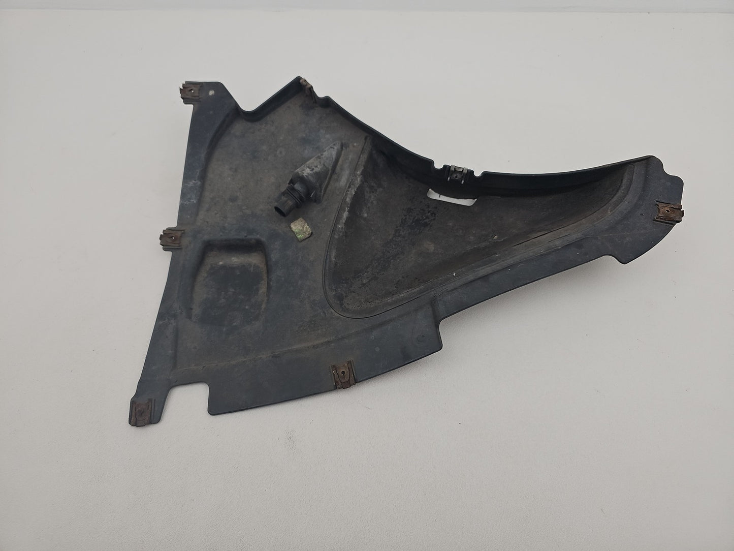 BMW 3 SERIES F30 F31 SE FRONT ARCH LINER LOWER COVER PASSENGER LEFT 7260739